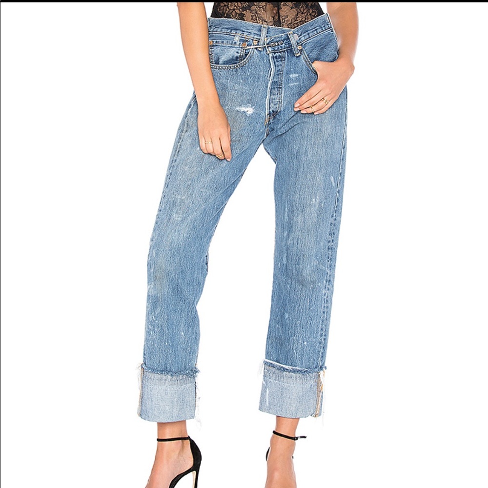 KENDALL KYLIE VINTAGE SAFETY PIN JEAN MEDIUM WASH